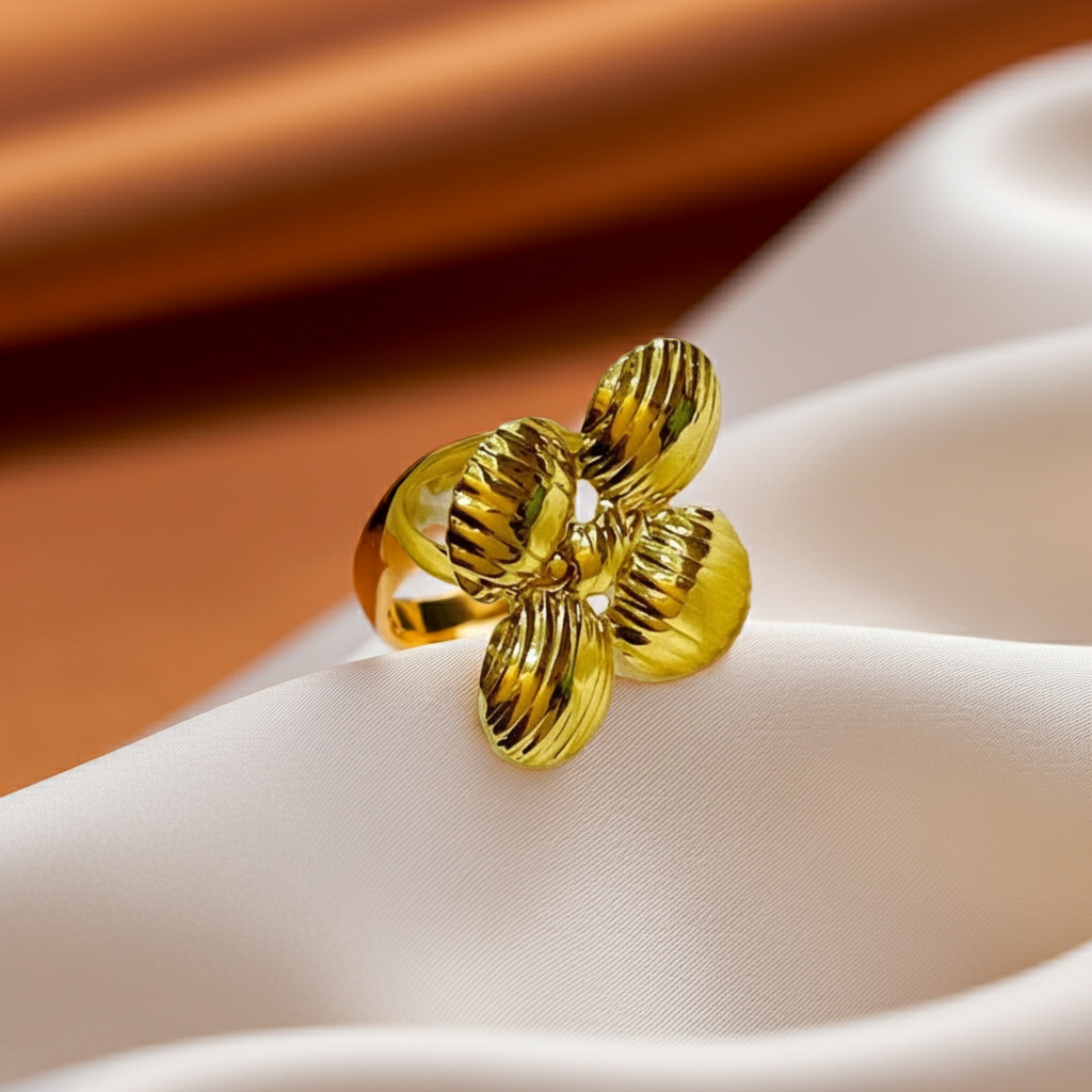Dazzling Flower Stainless Steel Ring