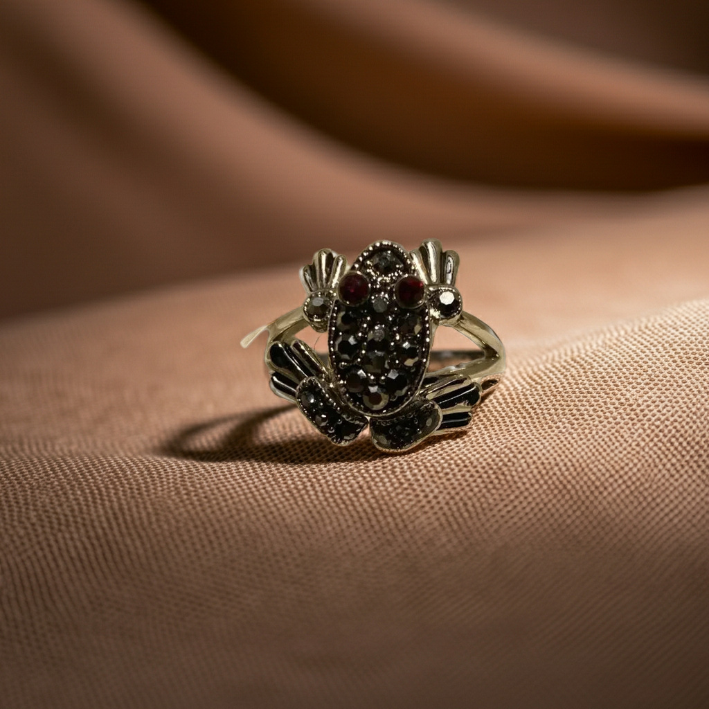 Mystic Frog Ring