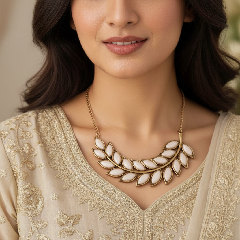 Ivory Laurel Necklace Dreamy Designs