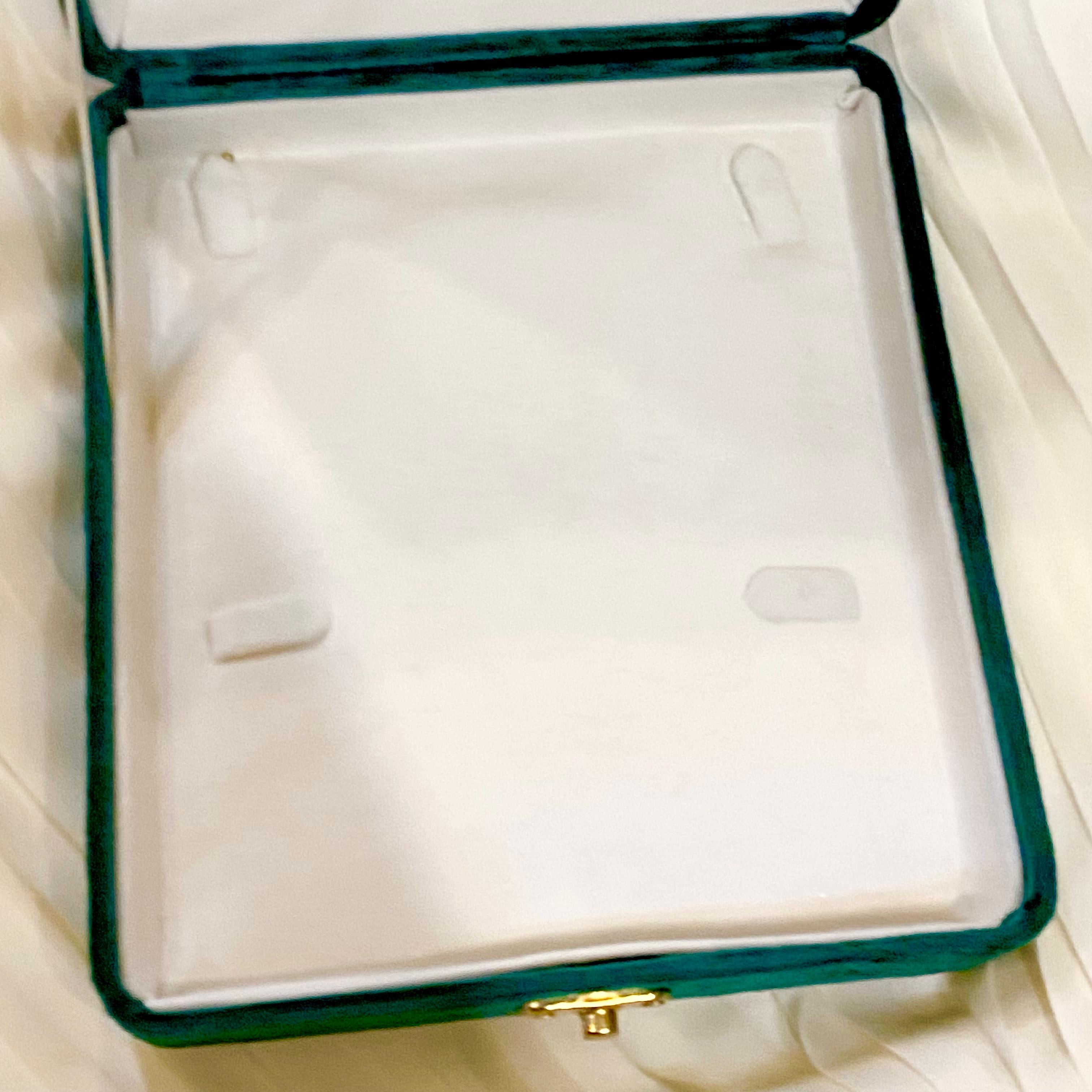 Premium Velvet Necklace Box